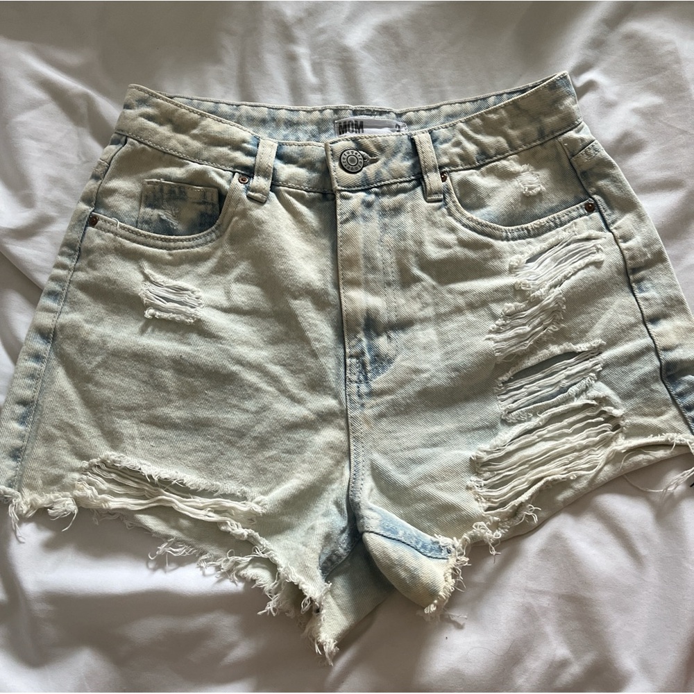 Ripped mom jean shorts
